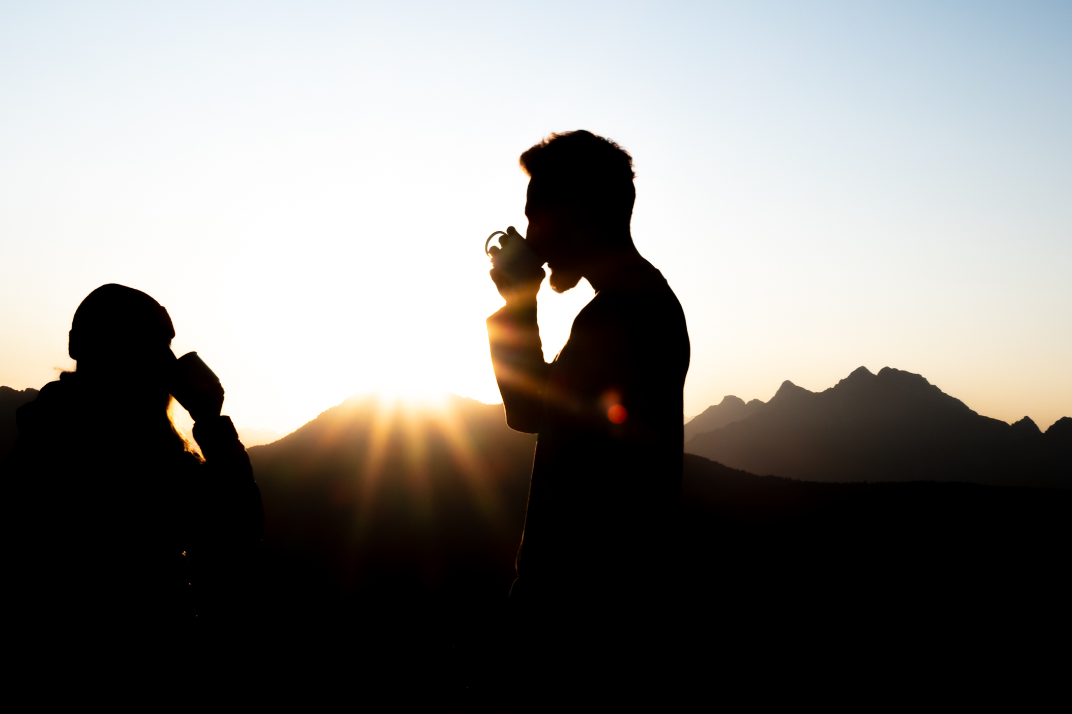 Vue de profil de la chaussure de randonnée Galibier Super Rando pour femme, en cuir robuste avec semelle Vibram crantée pour l'adhérence en montagne.