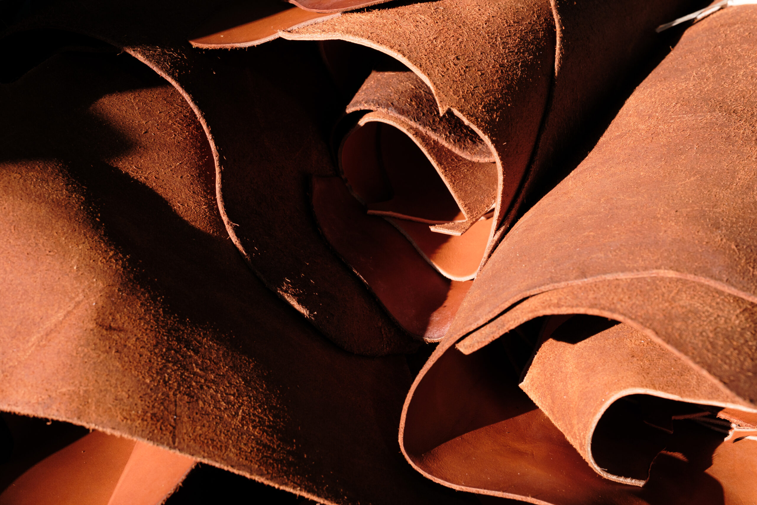 Full-grain leather used for Galibier hiking boots, a symbol of resistance and know-how.
