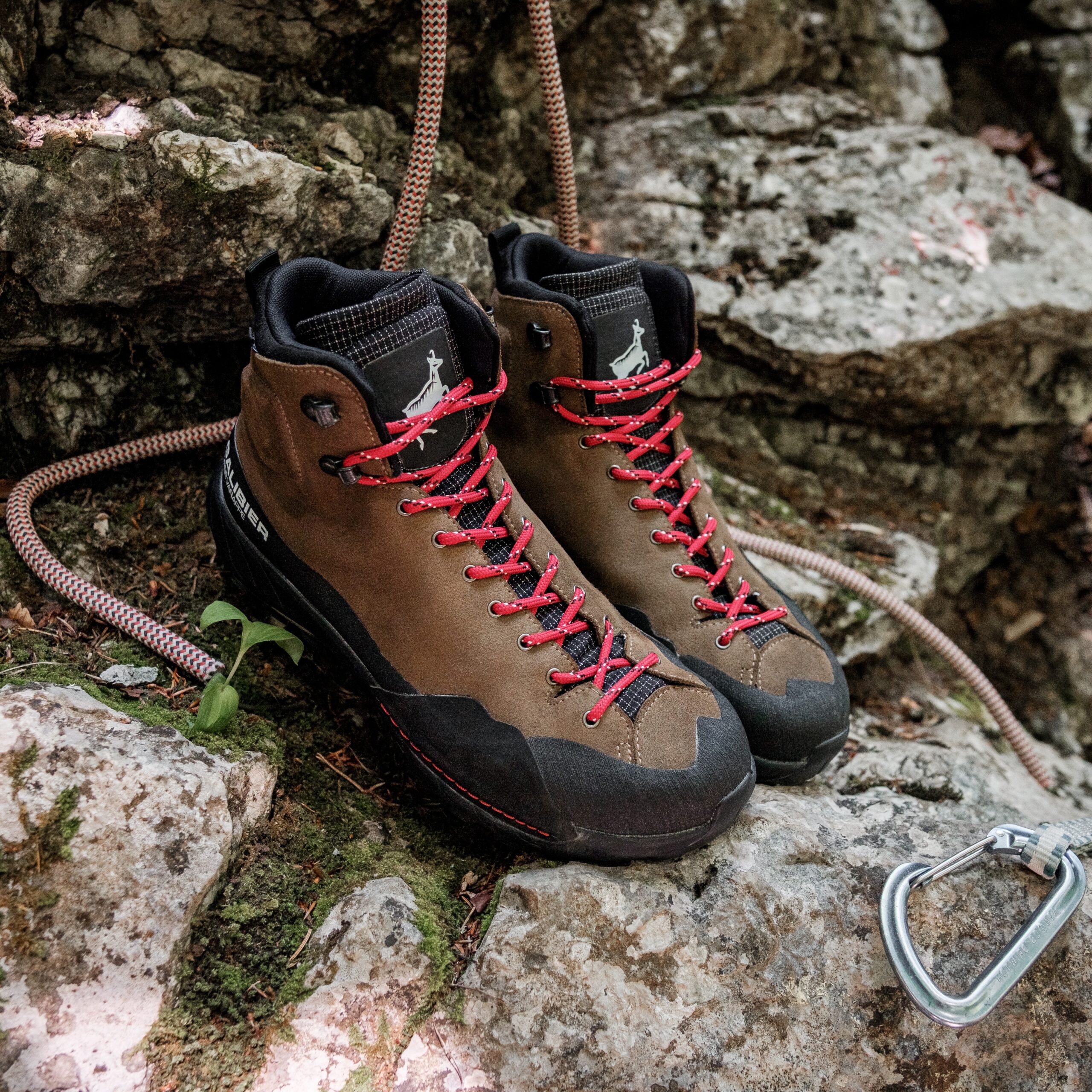Chaussures d'approche, trek, via ferrata, multi-activités et marche d'approche : Super Varappe Mid